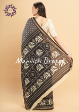 Load image into Gallery viewer, Mul Mul Pure Cotton Saree with Ikat Prints all over (GREY-BLACK COMBINATION)