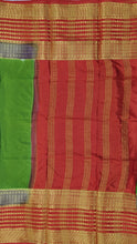 Load image into Gallery viewer, Semi Mysuru Crepe Saree with 3D Contrast Border,Pallu and Blouse.