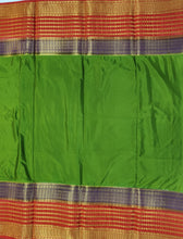 Load image into Gallery viewer, Semi Mysuru Crepe Saree with 3D Contrast Border,Pallu and Blouse.