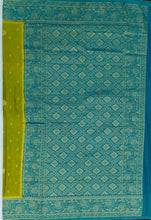 Load image into Gallery viewer, Banaras Chinnon Crepe Saree with Contrast Border,Pallu and Blouse.