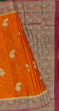 Load image into Gallery viewer, Banarasi Chinnon Crepe Saree with Contrast Border,Pallu and Blouse.