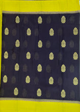 Load image into Gallery viewer, Banaras Chinnon Crepe Saree with Contrast Border,Pallu and Blouse.