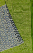 Load image into Gallery viewer, Banaras Chinnon Crepe Saree with Contrast Border,Pallu and Blouse.