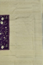 Load image into Gallery viewer, Banaras Crepe Saree with Kashmiri Thread work with Contrast Border,Pallu and Butti Blouse(Jamoon-Off white combination)