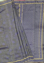 Load image into Gallery viewer, Banaras Crepe Saree with Shimmer Body and Contrast Blouse.