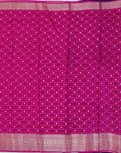 Load image into Gallery viewer, Banaras Crepe Saree with Thin Zari checks and Buttis,Self Color Border,Pallu and Contrast Butti Blouse.