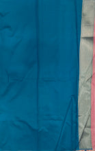Load image into Gallery viewer, Desingers saree with woven patterns and tasselled fringe, geometry and ornamental design-PETRO INK COLOR