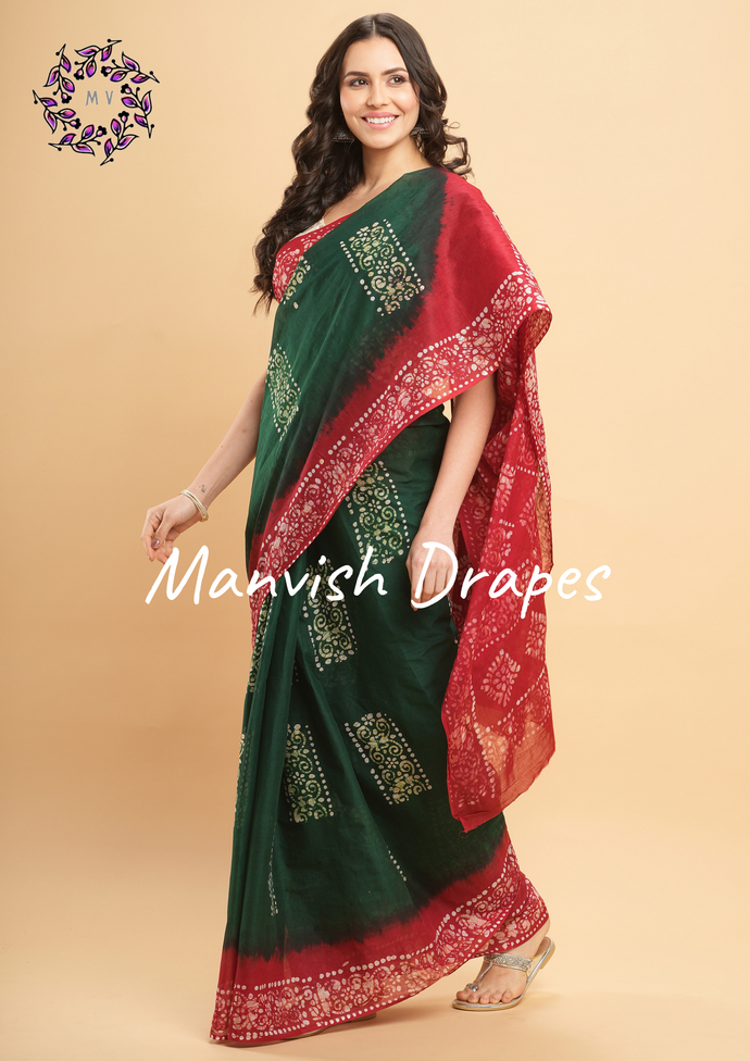 Mul Mul Pure Cotton Saree with Tie N Dye and Batiq Prints (GREEN-RED COMBINATION)