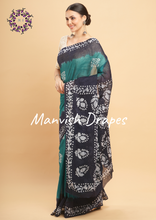 Load image into Gallery viewer, Mul Mul Pure Cotton Saree with Tie N Dye and Batiq Prints (RAMA-NAVY BLUE COMBINATION)
