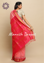 Load image into Gallery viewer, Gadwal Silk Cotton Sarees with Zari Buttas all over and Contrast Borders on both sides  (PINK RANI COMBINATION)
