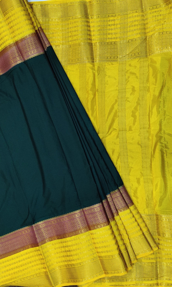 Semi Mysuru Crepe Saree with 3D Contrast Border,Pallu and Blouse.