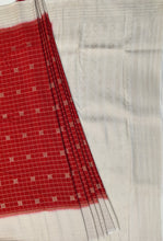 Load image into Gallery viewer, Semi Mysuru Crepe Checkered Saree with Contrast Off-White Border and Off-White Blouse with Color Options

