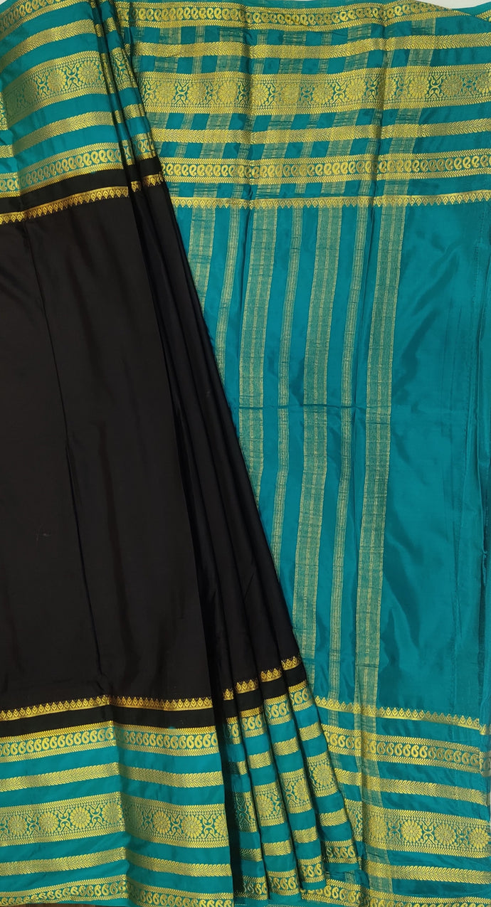 Semi Mysuru Crepe Saree with Contrast Border,Pallu and Blouse