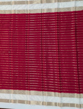 Load image into Gallery viewer, Semi Mysuru Crepe Striped Saree with Contrast Off-White Border and Off-White Bouse
