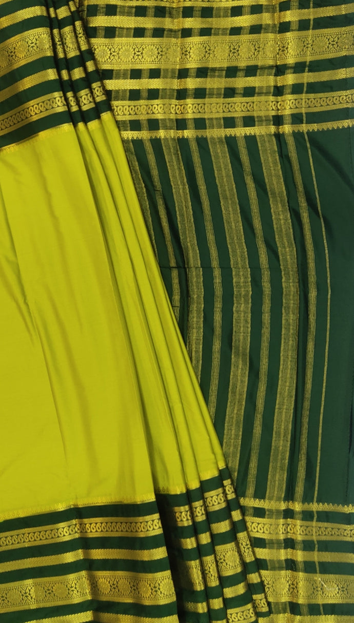 Semi Mysuru Crepe Saree with Contrast Border,Pallu and Blouse