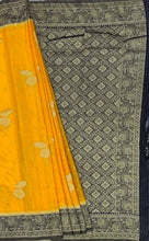 Load image into Gallery viewer, Banaras Chinnon Crepe Saree with Contrast Border,Pallu and Blouse.
