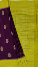 Load image into Gallery viewer, Banaras Chinnon Crepe Saree with Contrast Border,Pallu and Blouse.
