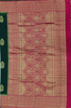 Load image into Gallery viewer, Banaras Chinnon Crepe Saree with Contrast Border,Pallu and Blouse.
