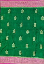 Load image into Gallery viewer, Banaras Chinnon Crepe Saree with Contrast Border,Pallu and Blouse.
