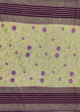 Load image into Gallery viewer, Banaras Crepe Saree with Kashmiri Thread work with Contrast Border,Pallu and Butti Blouse(Off white-Jamoon combination)
