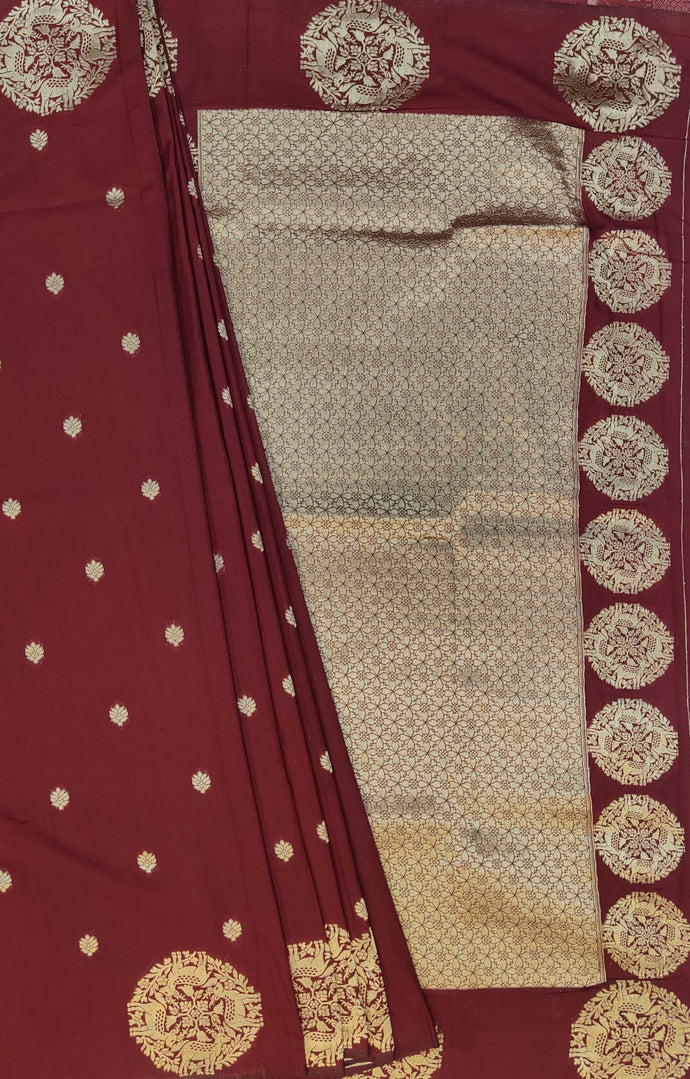 Banaras Georgette Borderless Saree with Zari Buttis all over,Self Color Border,Paluu and Blouse-Maroon Color