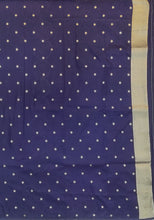 Load image into Gallery viewer, Banaras Georgette Borderless Saree with Zari Buttis all over,Self Color Border,Pallu and Blouse-Navy Blue Color
